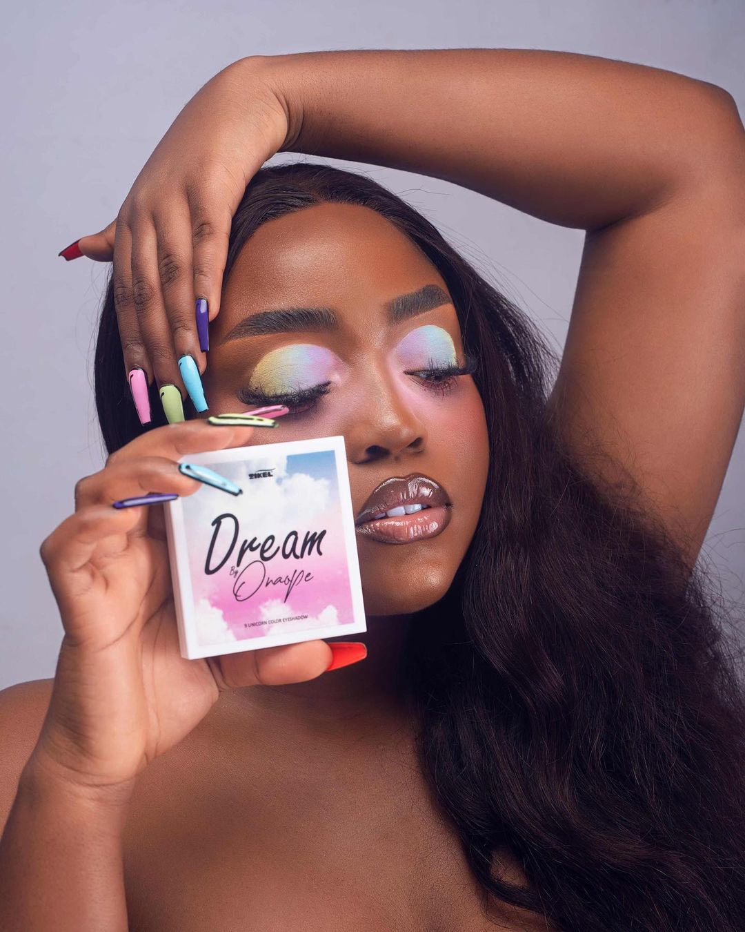 DREAM PASTEL EYESHADOW PALETTE BY ONAOPE X ZIKEL